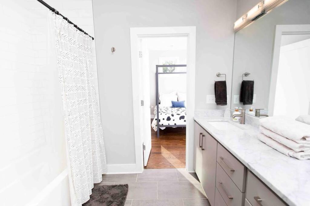 Modern Luxury Rooftop Deck, 3 Mi To Downtown Nashville Bagian luar foto