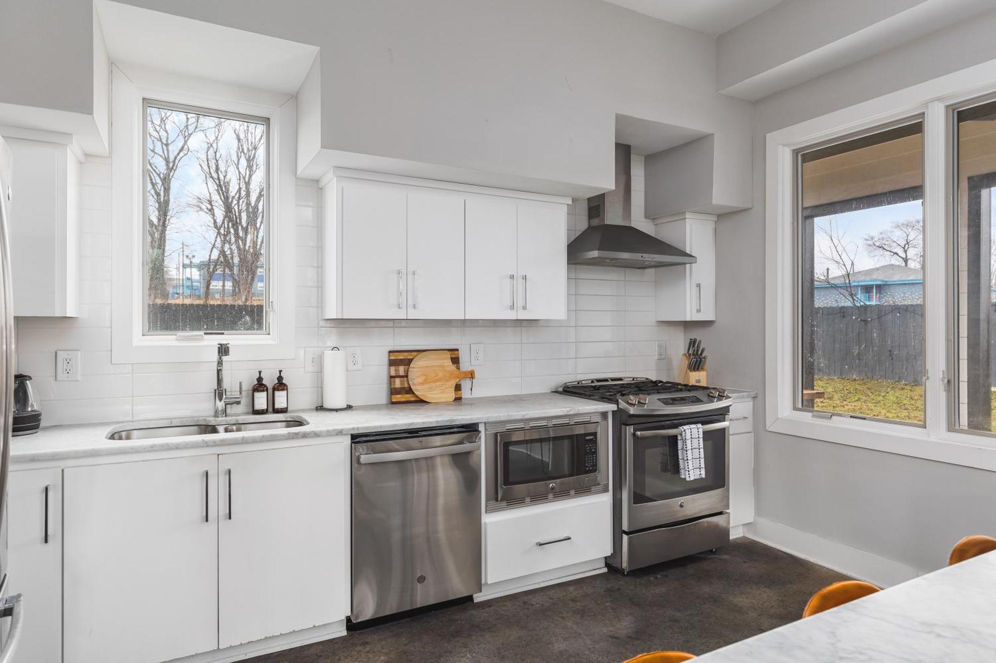 Modern Luxury Rooftop Deck, 3 Mi To Downtown Nashville Bagian luar foto